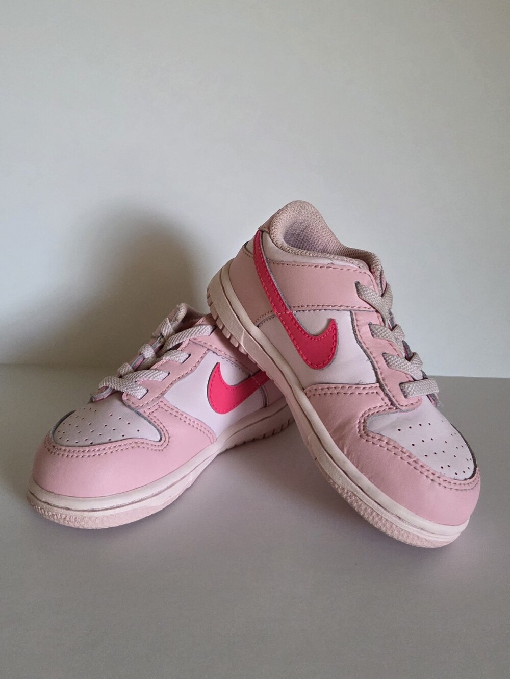Nike Triple Pink Dunk Lows ♡ Size 8c